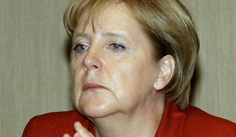 Provável foto da chanceler alemã Angela Merkel fazendo nudismo
